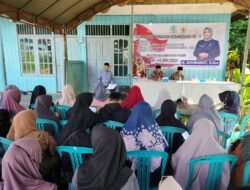 Sukmawati hadirkan pemateri dari pensiunan PNS dalam acara Soswasbang di desa Pepara