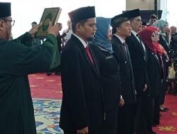 Judul: Pj Gubernur Kaltim, Akmal Malik lantik tujuh pejabat baru di lingkungan Pemprov kaltim