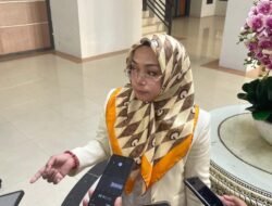 Syahariah Tegaskan Pemkab Hingga Pemprov Penuhi Kebutuhan Dasar Masyarakat